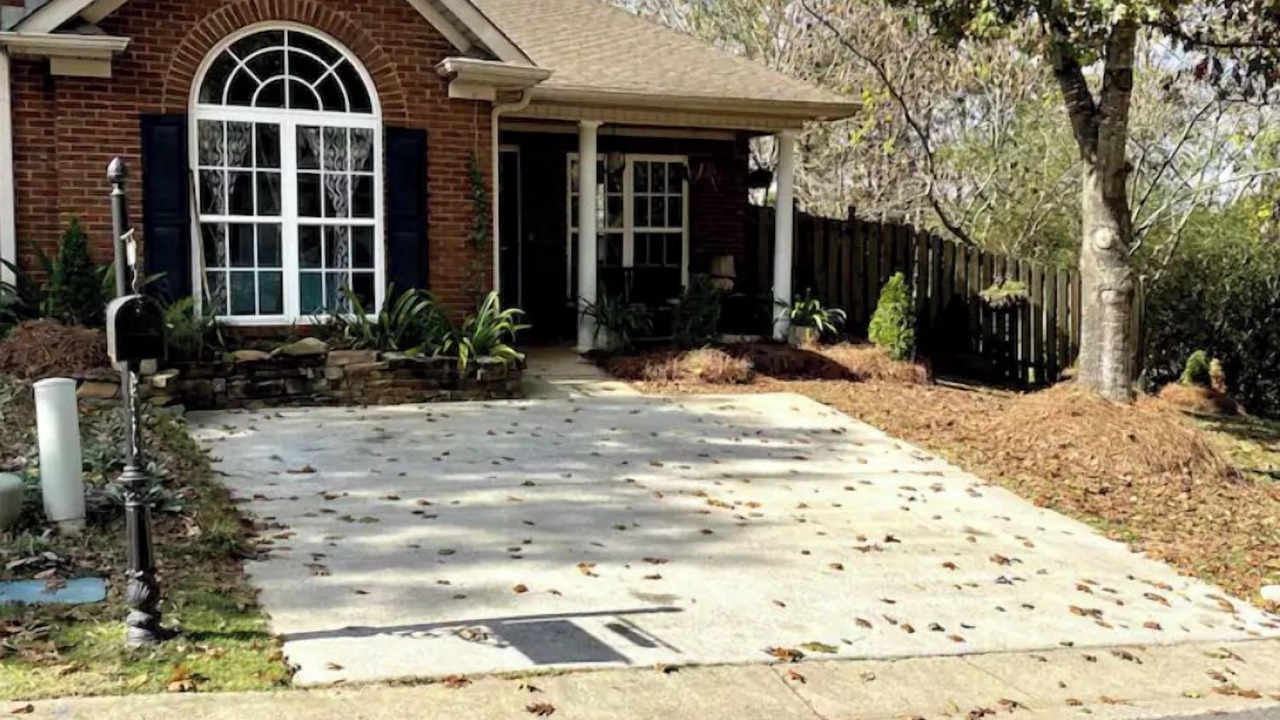 Photo of Outdoor in Pelham