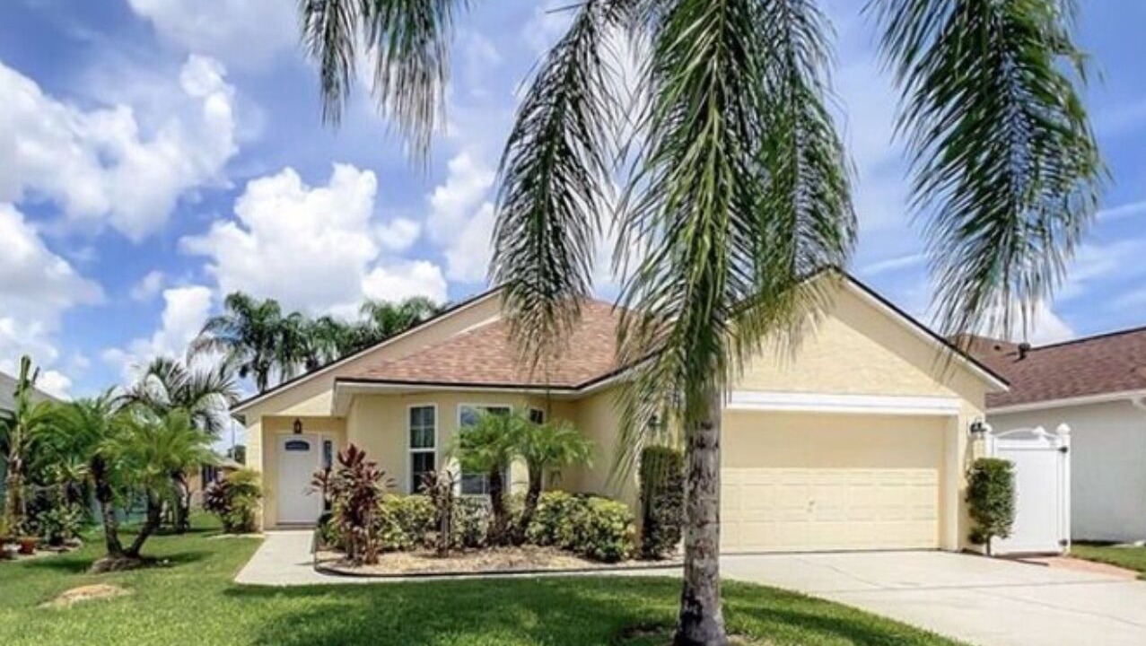 Photo of Outdoor in Royal Palms