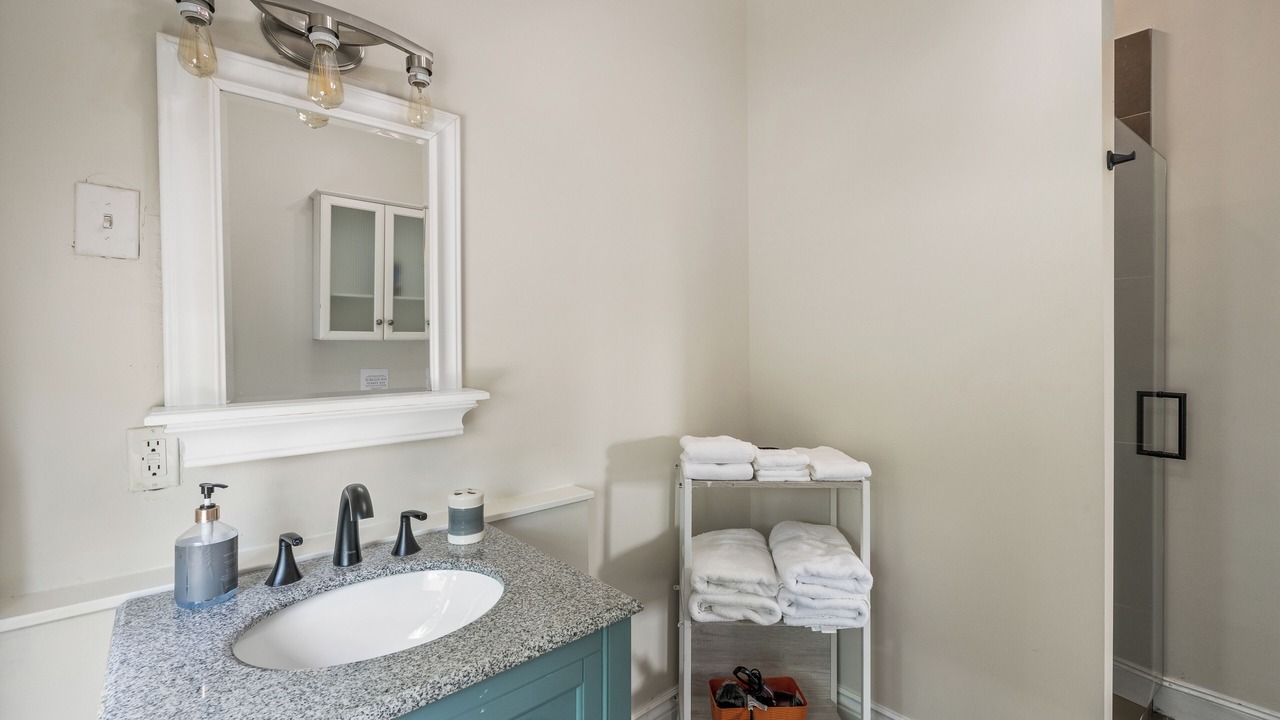 Photo of Bathroom in Washington Square