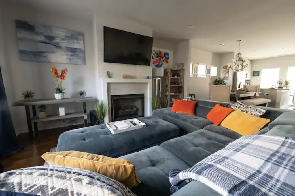 Photo of Livingroom in East Side