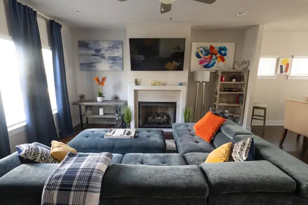 Photo of Livingroom in East Side