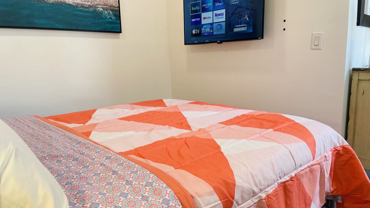 Photo of Bedroom in Lake City
