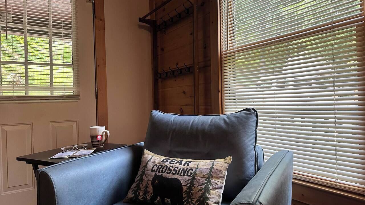 Photo of Livingroom in Ellijay