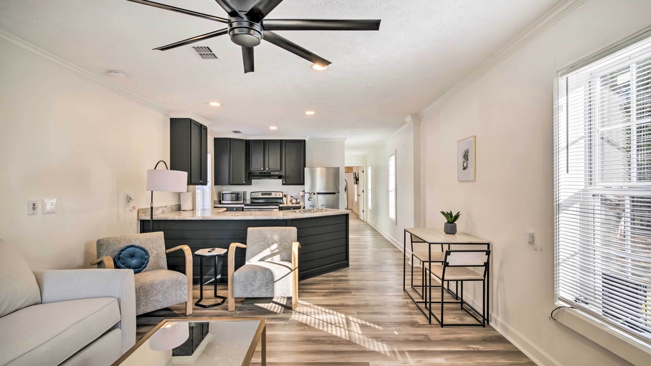 Photo of Livingroom in Starkville