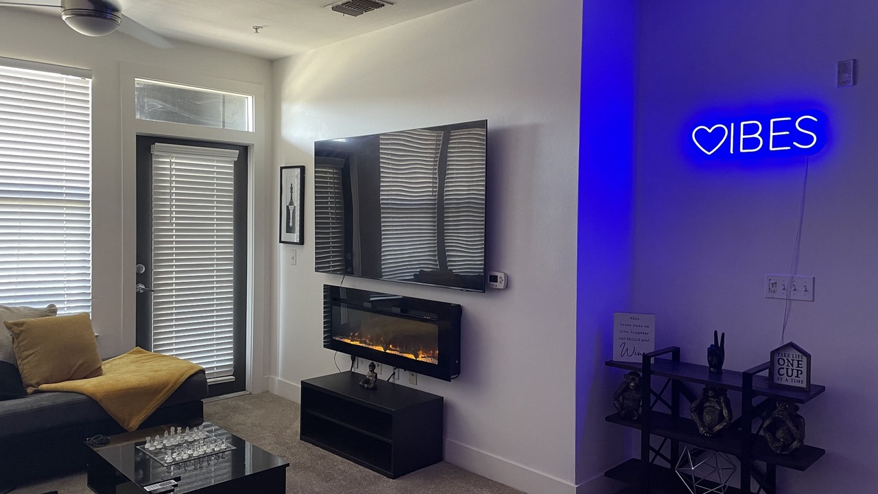 Photo of Livingroom in Central Business District