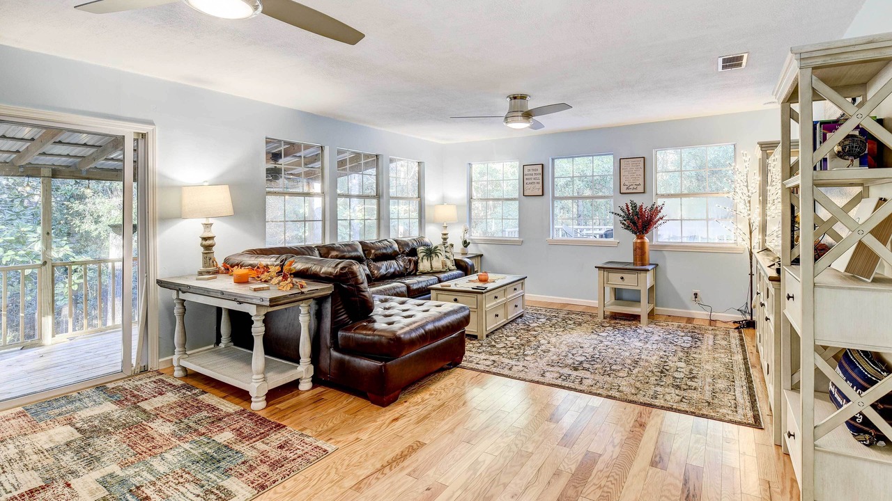 Photo of Bedroom in Crestview