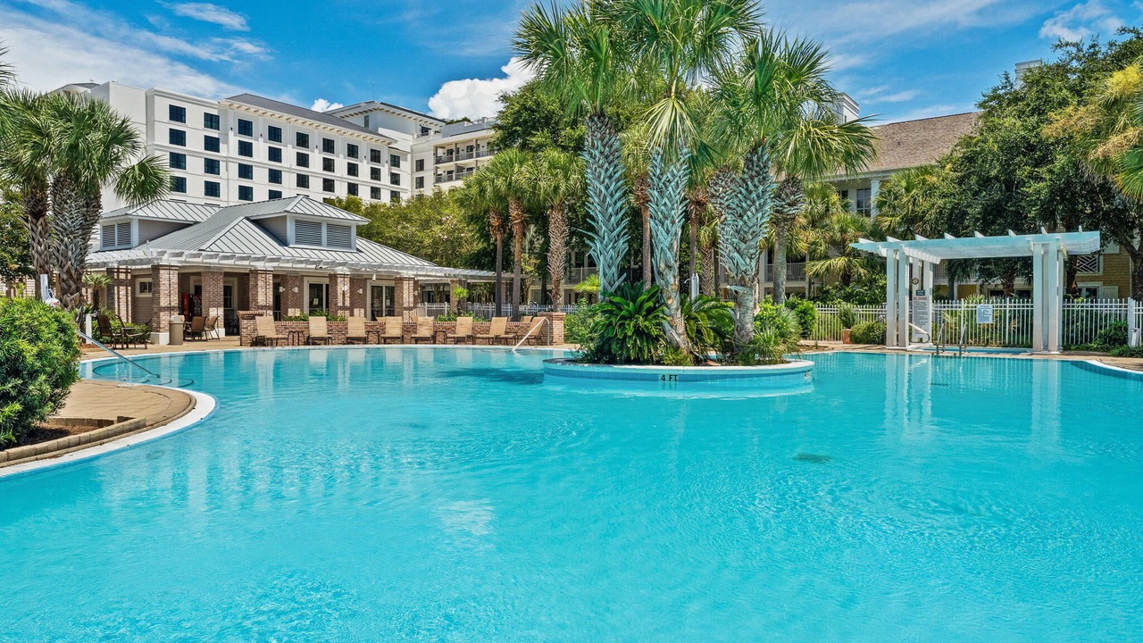 Photo of Outdoor in Baytowne Wharf