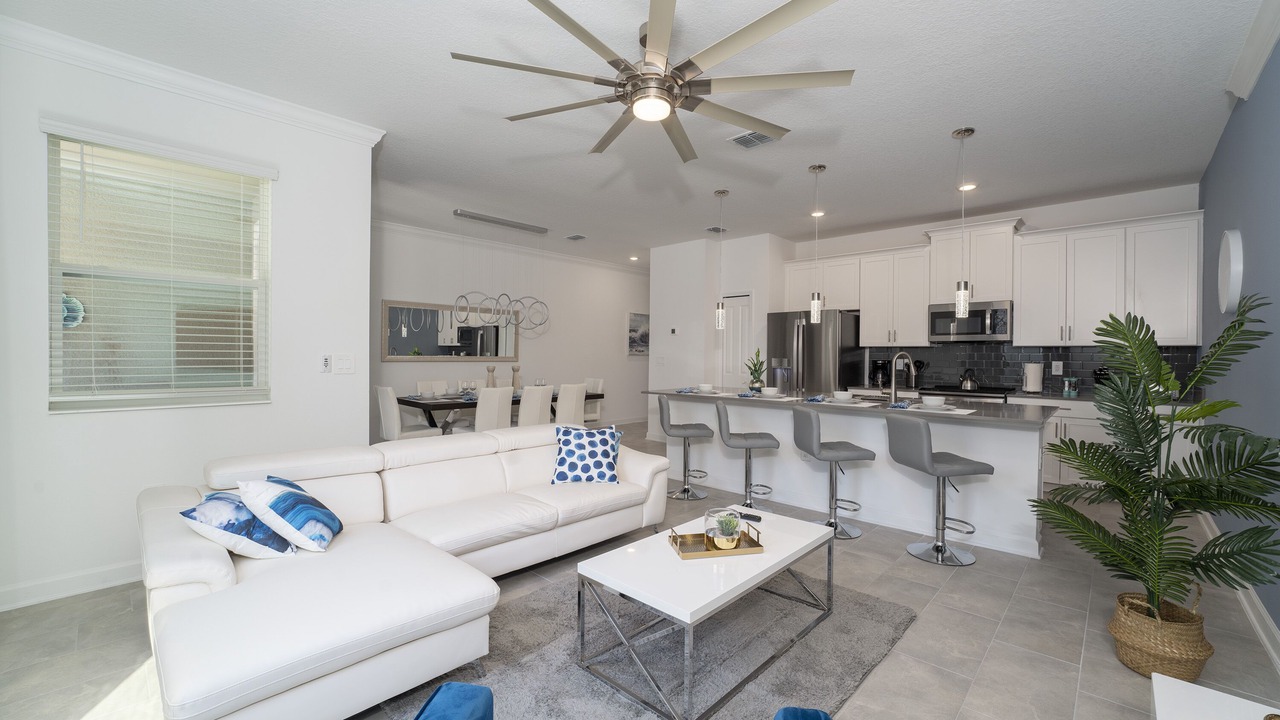 Photo of Livingroom in Davenport