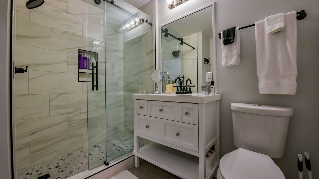 Photo of Bathroom in Tuscaloosa