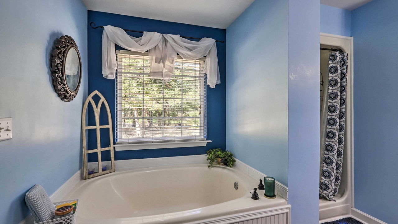 Photo of Bathroom in Hawkinsville