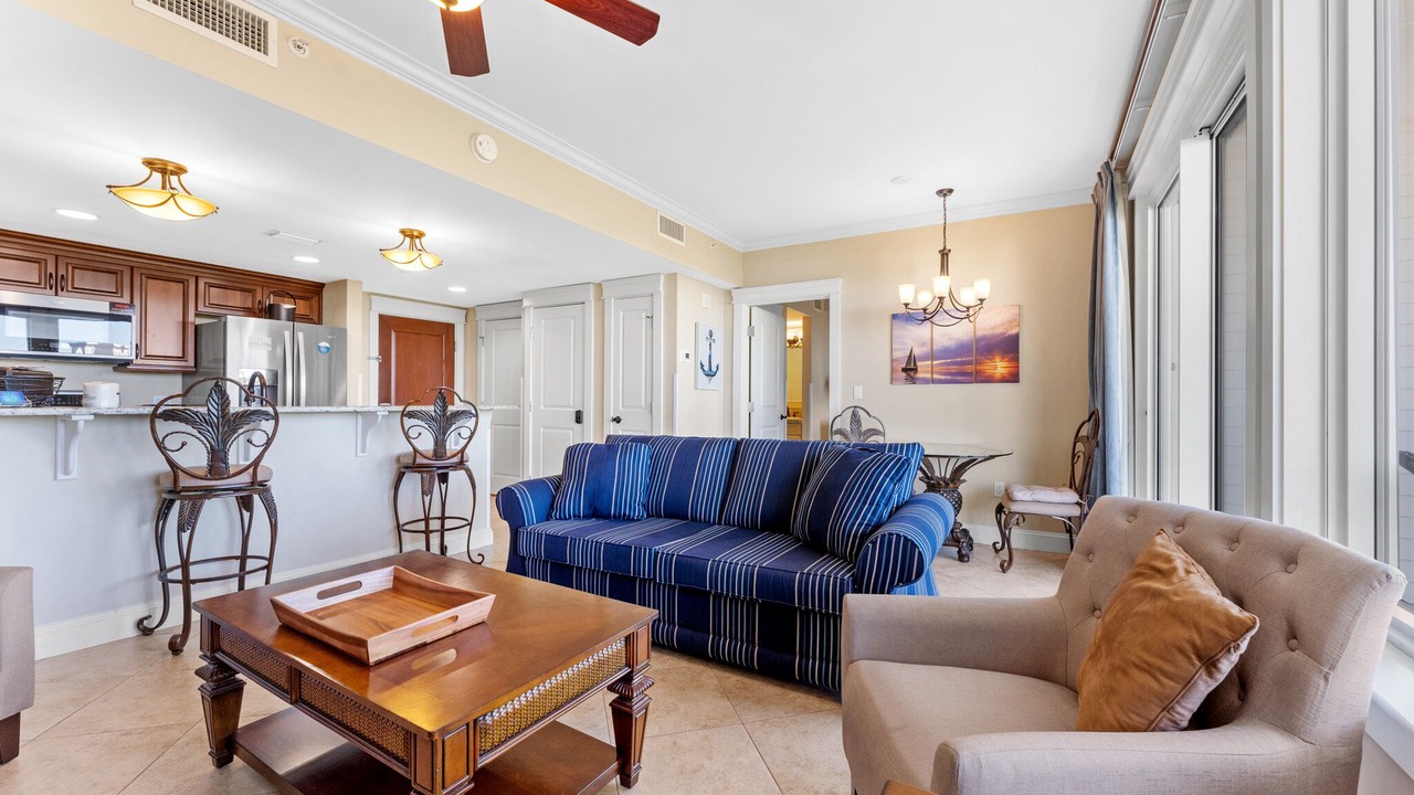 Photo of Livingroom in Baytowne Wharf