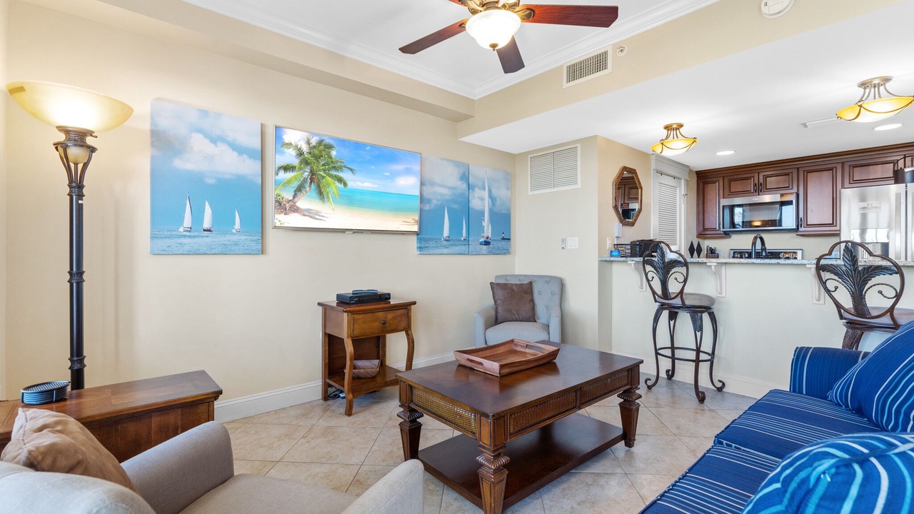 Photo of Livingroom in Baytowne Wharf