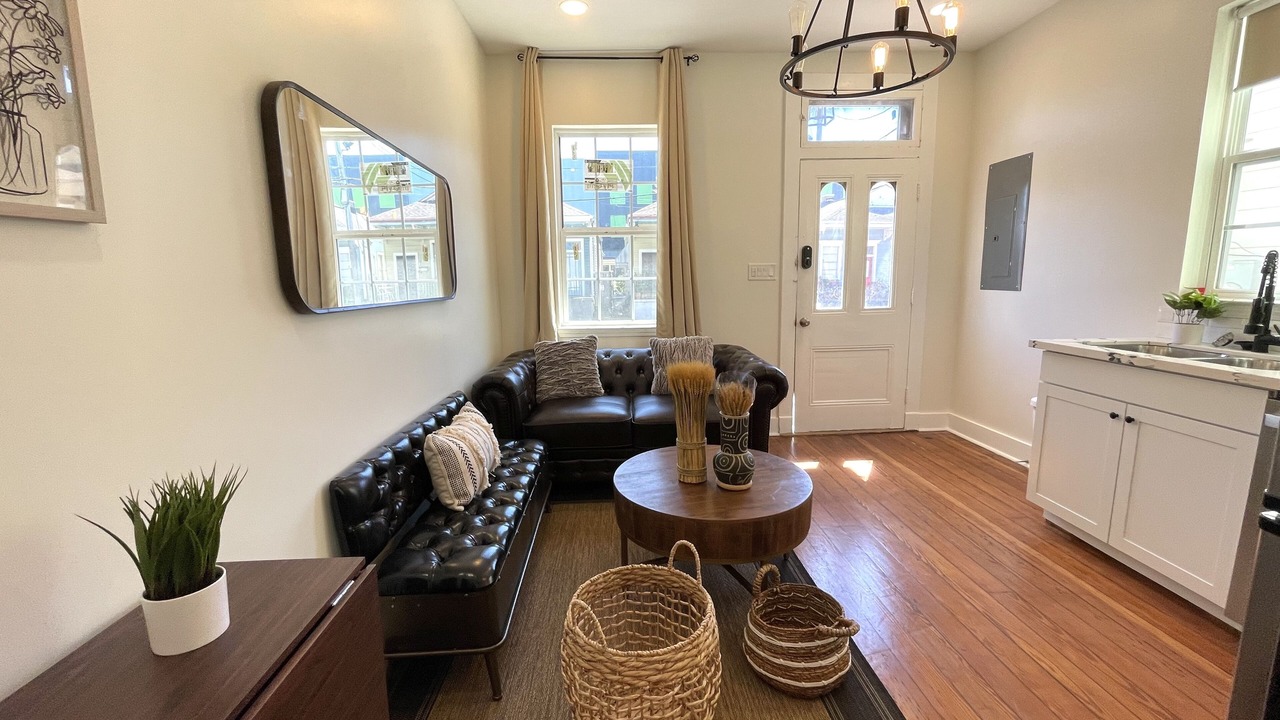 Photo of Livingroom in West Riverside