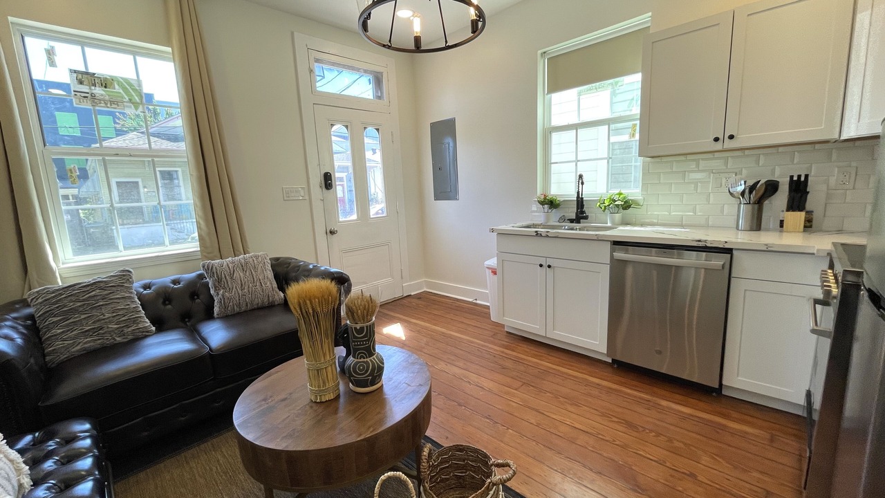 Photo of Livingroom in West Riverside