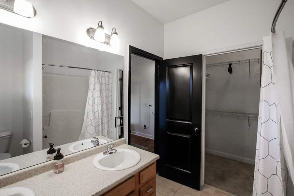 Photo of Bathroom in Pooler