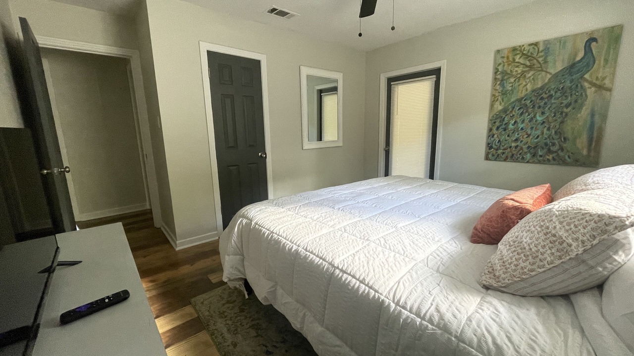Photo of Bedroom in Pearl