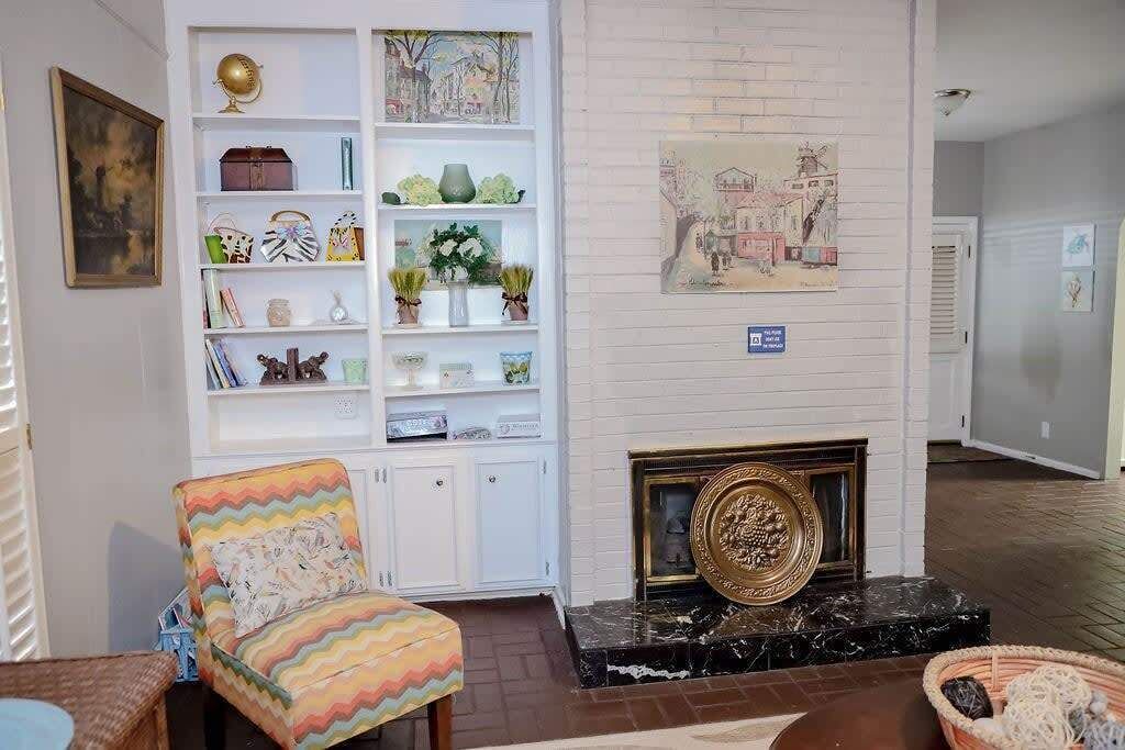 Photo of Livingroom in Montgomery