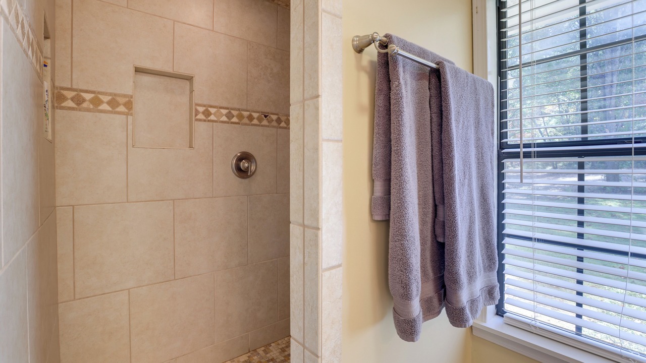Photo of Bathroom in Lineville