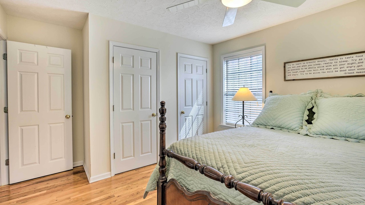 Photo of Bedroom in Lineville