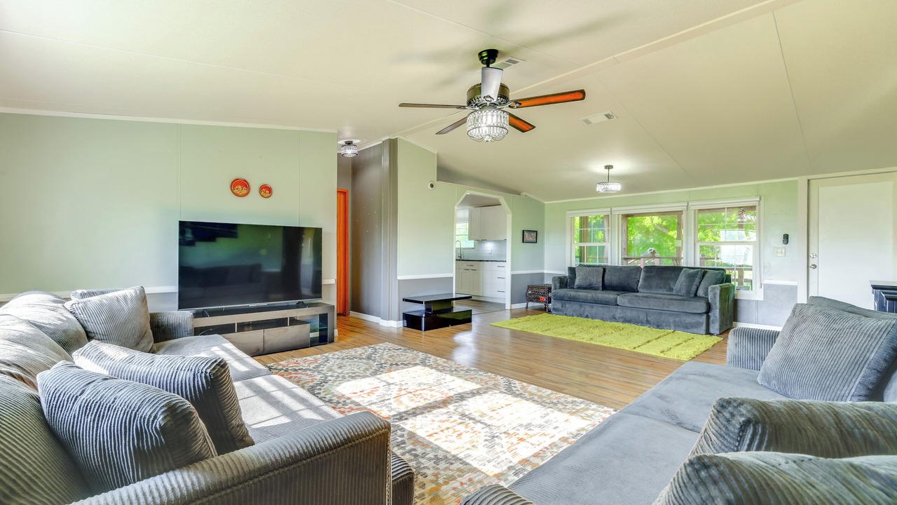 Photo of Livingroom in Palatka