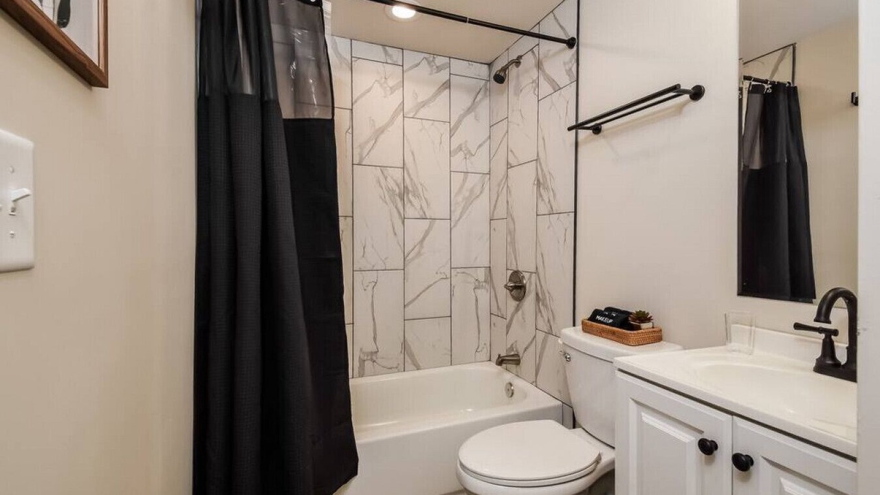 Photo of Bathroom in Browns Mill Park