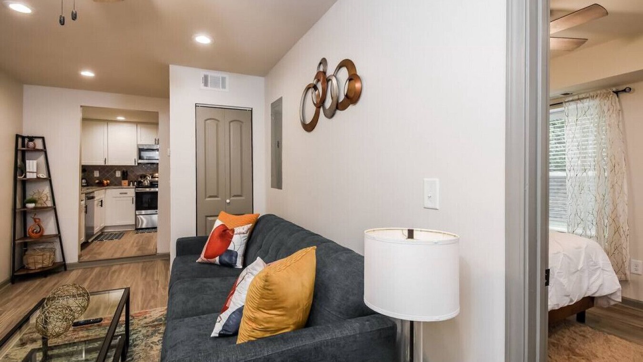 Photo of Livingroom in Browns Mill Park