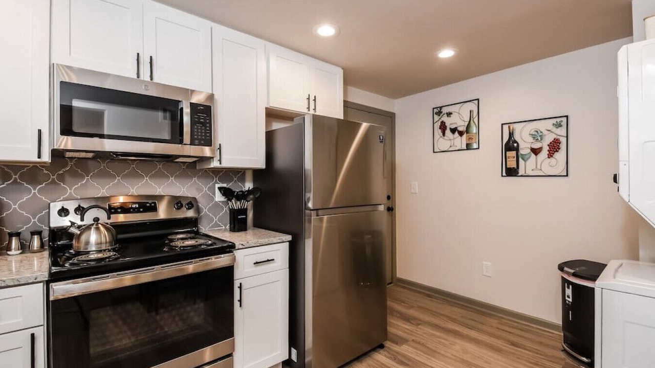 Photo of Kitchen in Browns Mill Park