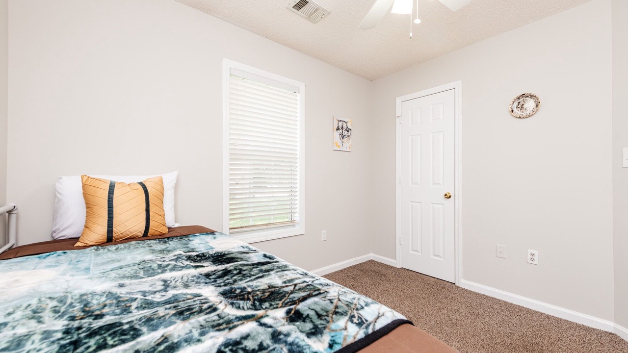 Photo of Bedroom in Warner Robins