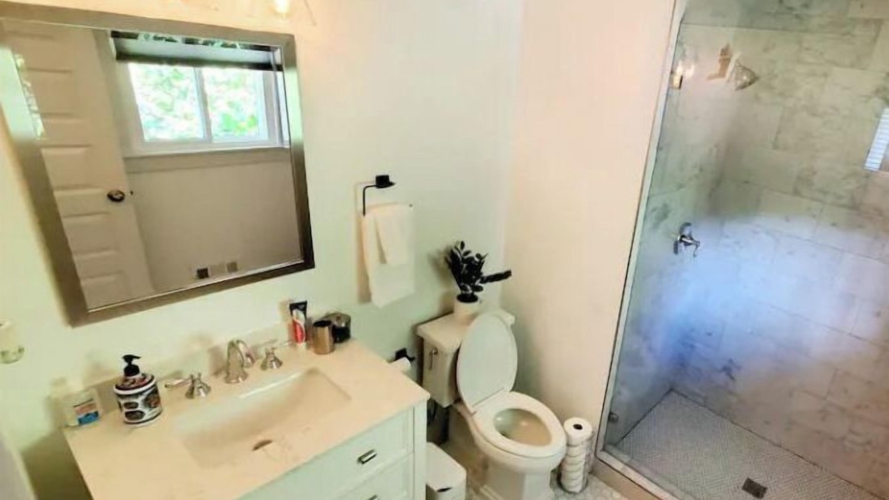 Photo of Bathroom in Doraville