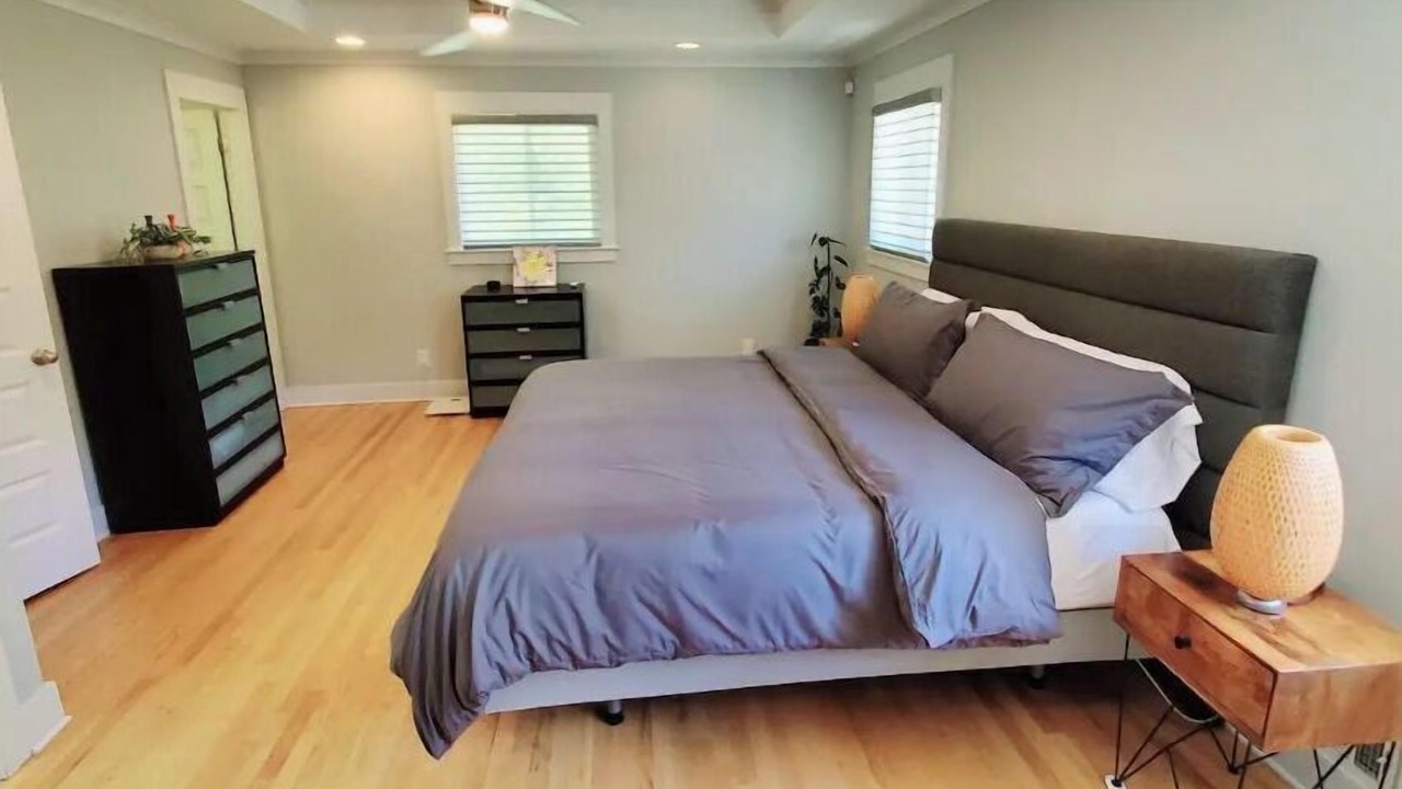 Photo of Bedroom in Doraville