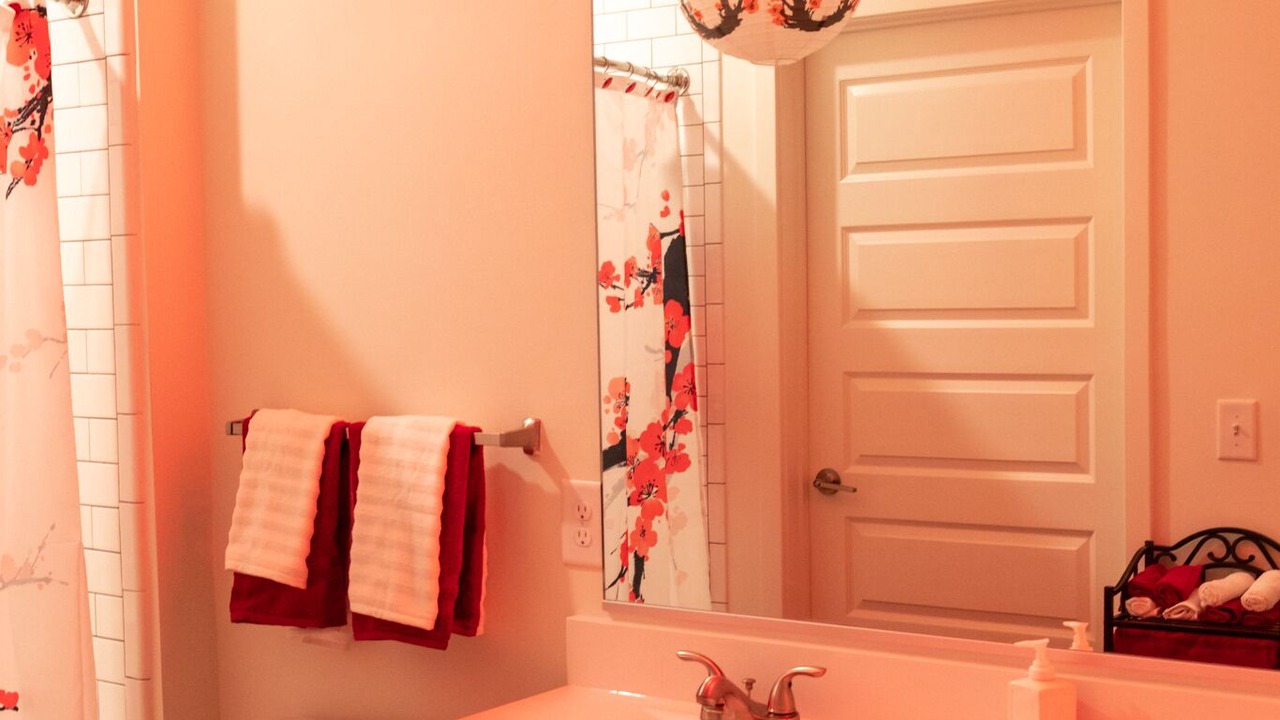 Photo of Bathroom in Mableton
