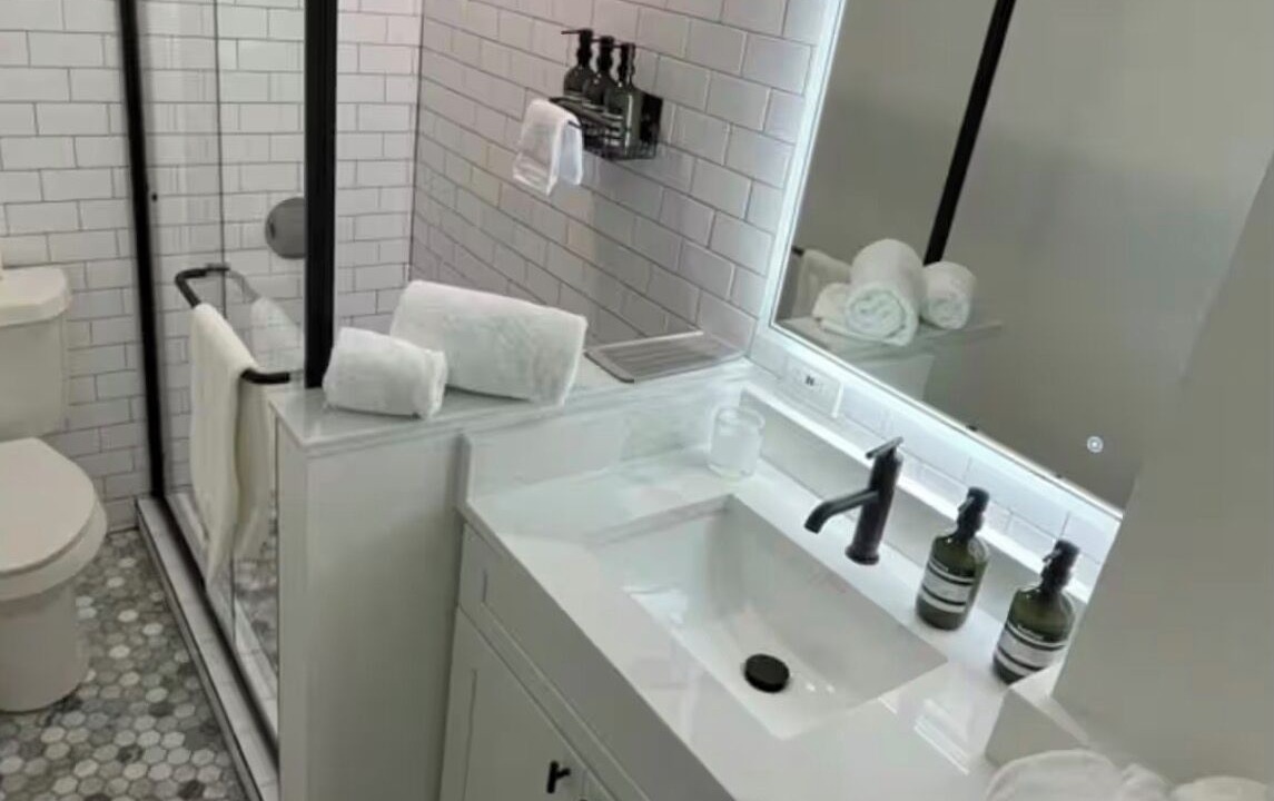 Photo of Bathroom in Downtown Atlanta