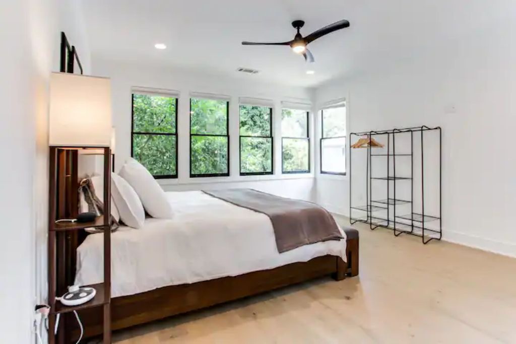 Photo of Bedroom in East Side