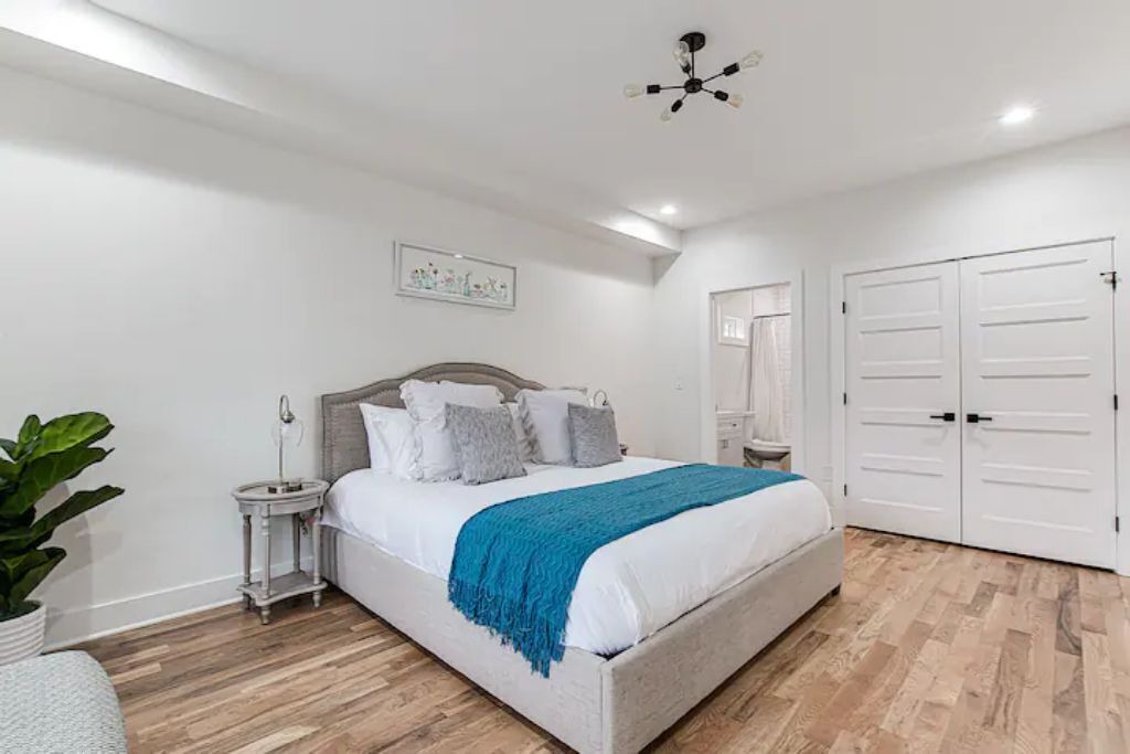 Photo of Bedroom in Kirkwood
