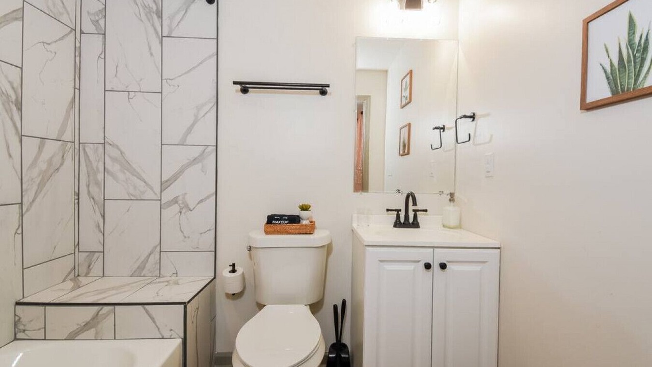 Photo of Bathroom in Browns Mill Park