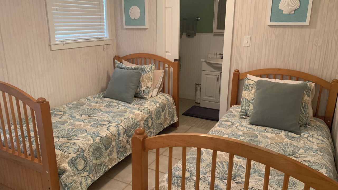 Photo of Bedroom in Waveland