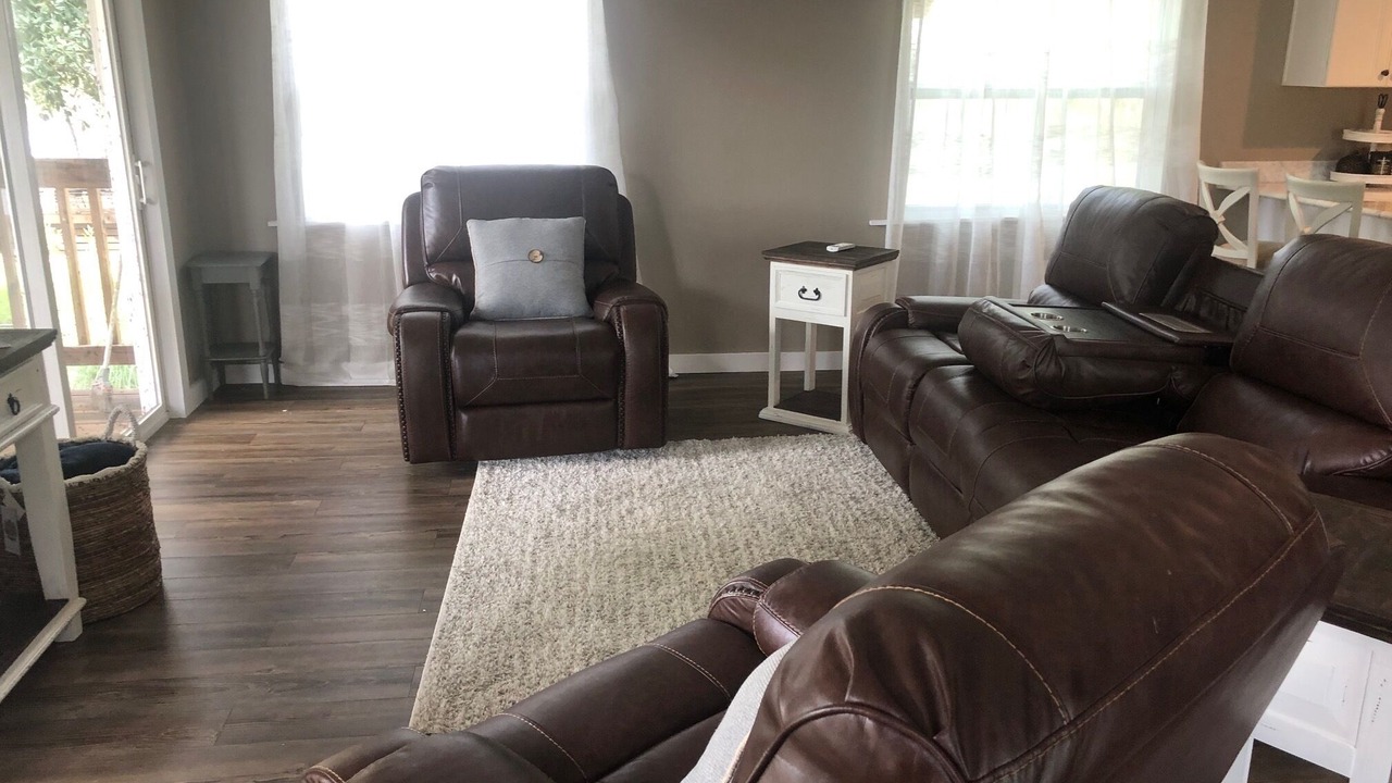 Photo of Livingroom in Branford
