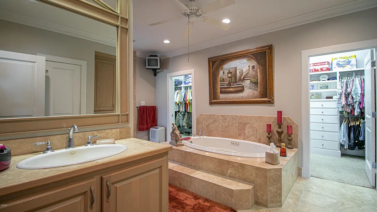 Photo of Bathroom in Gulfport