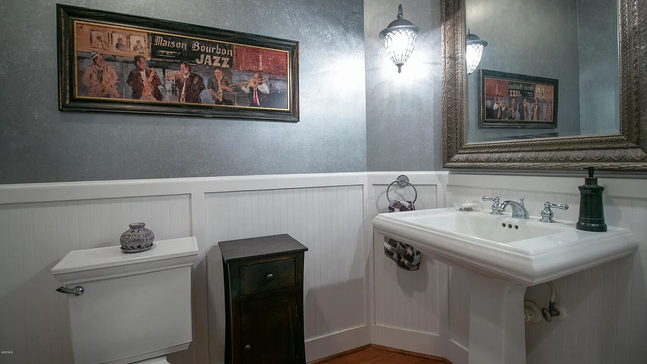 Photo of Bathroom in Gulfport