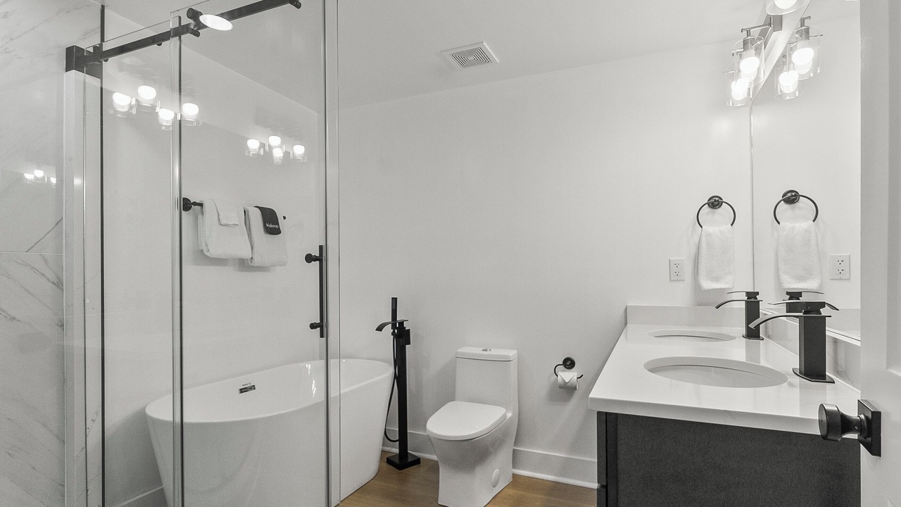 Photo of Bathroom in Tuscaloosa