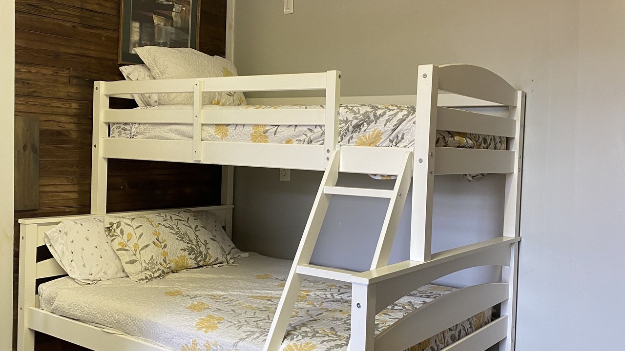 Photo of Bedroom in Jewell