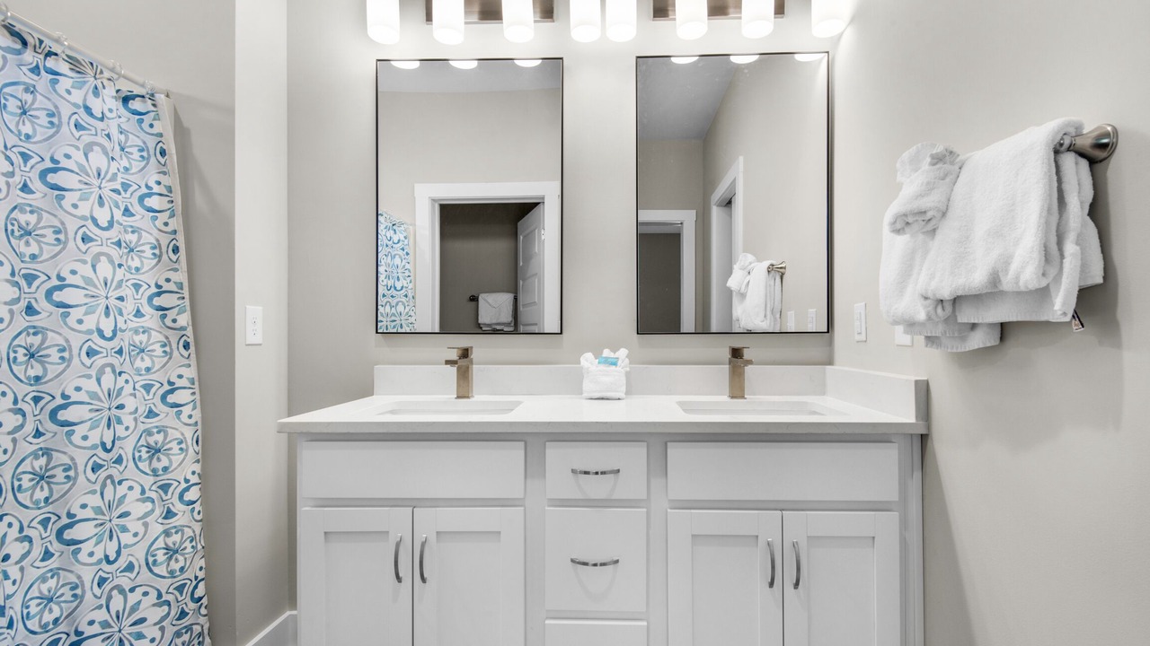 Photo of Bathroom in Navarre