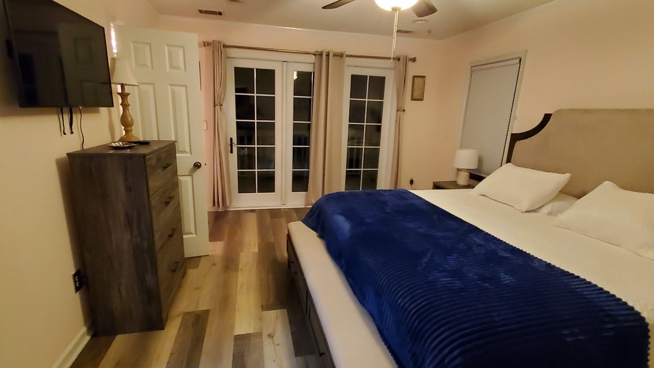 Photo of Bedroom in Tybee Island