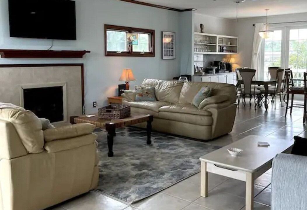 Photo of Livingroom in Tybee Island