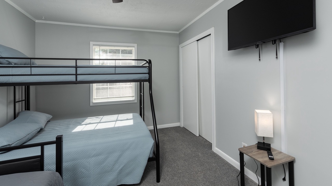 Photo of Bedroom in Long Beach