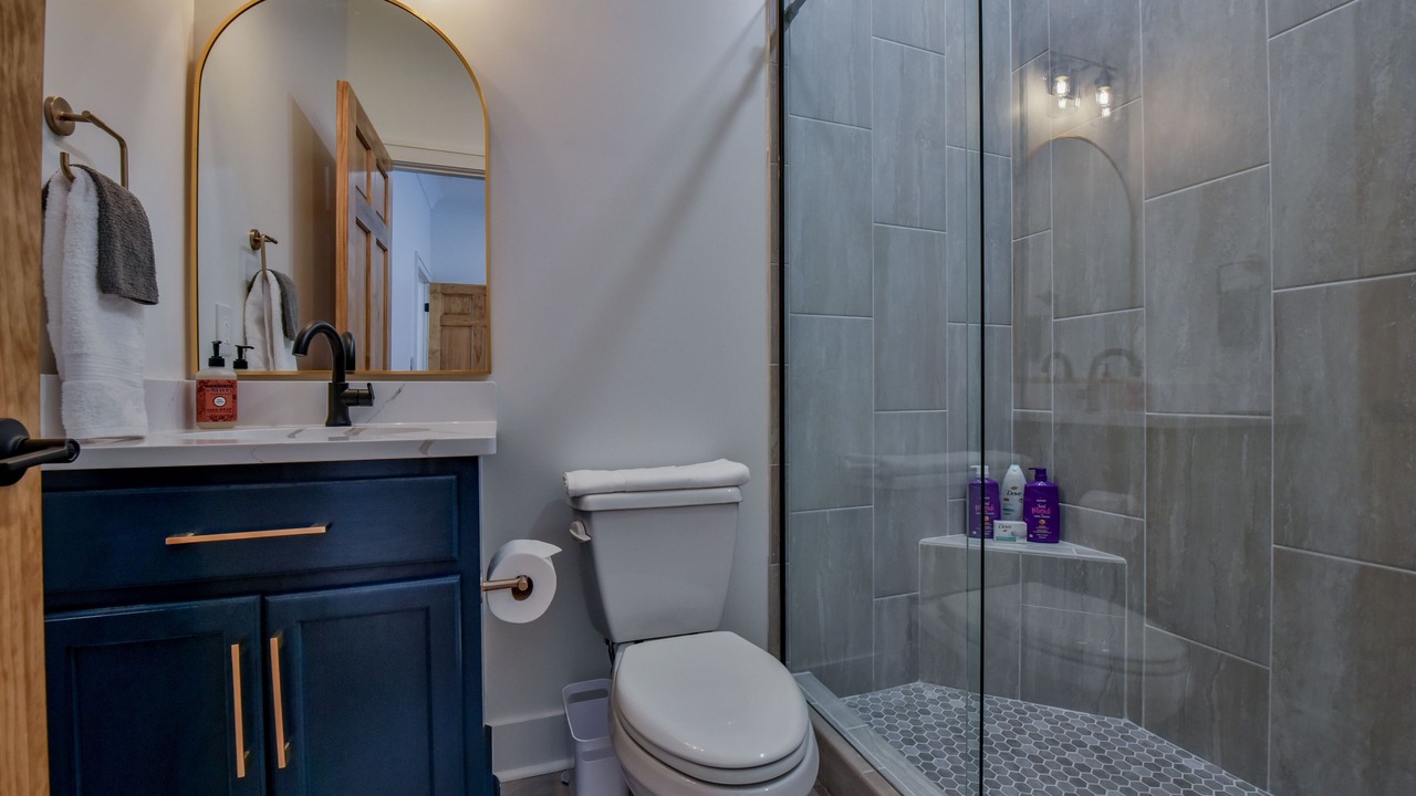 Photo of Bathroom in Tuscaloosa