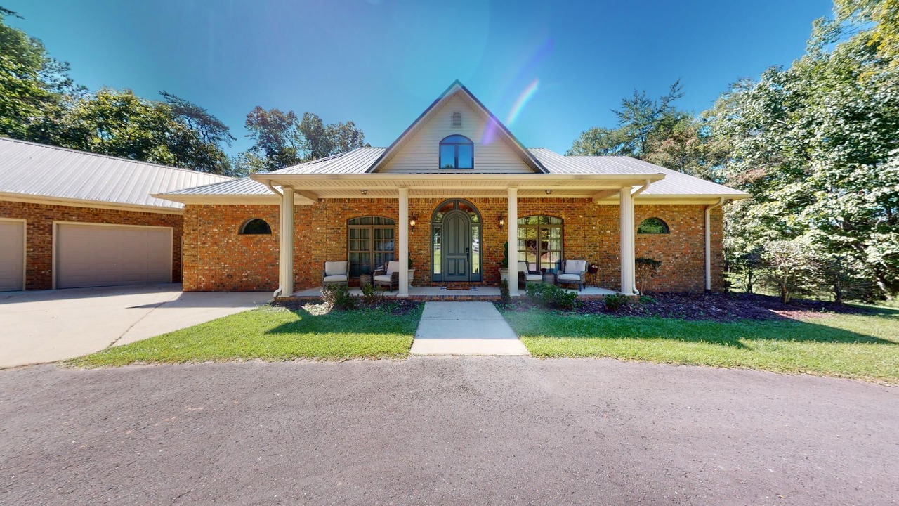 Photo of Outdoor in Samantha