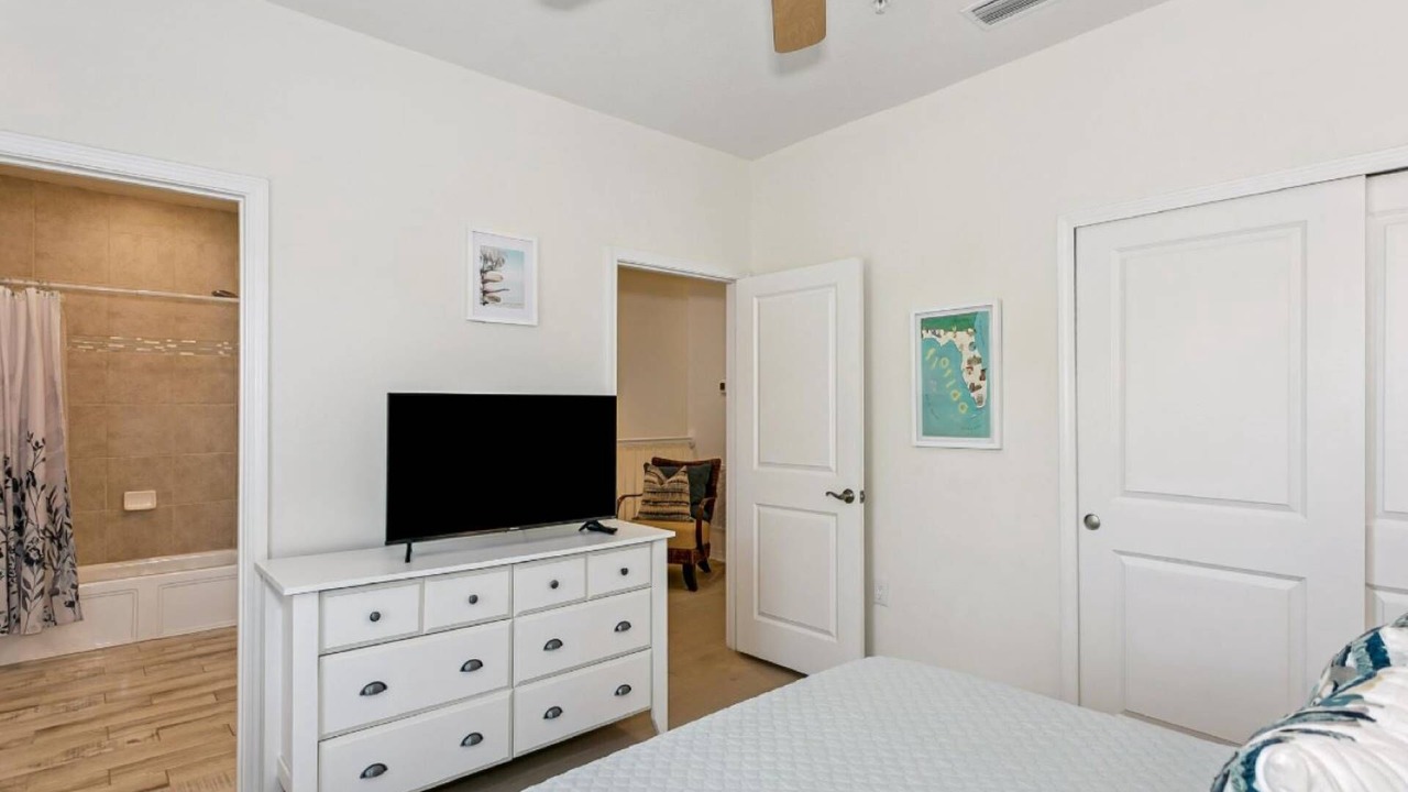 Photo of Bedroom in Ono Island