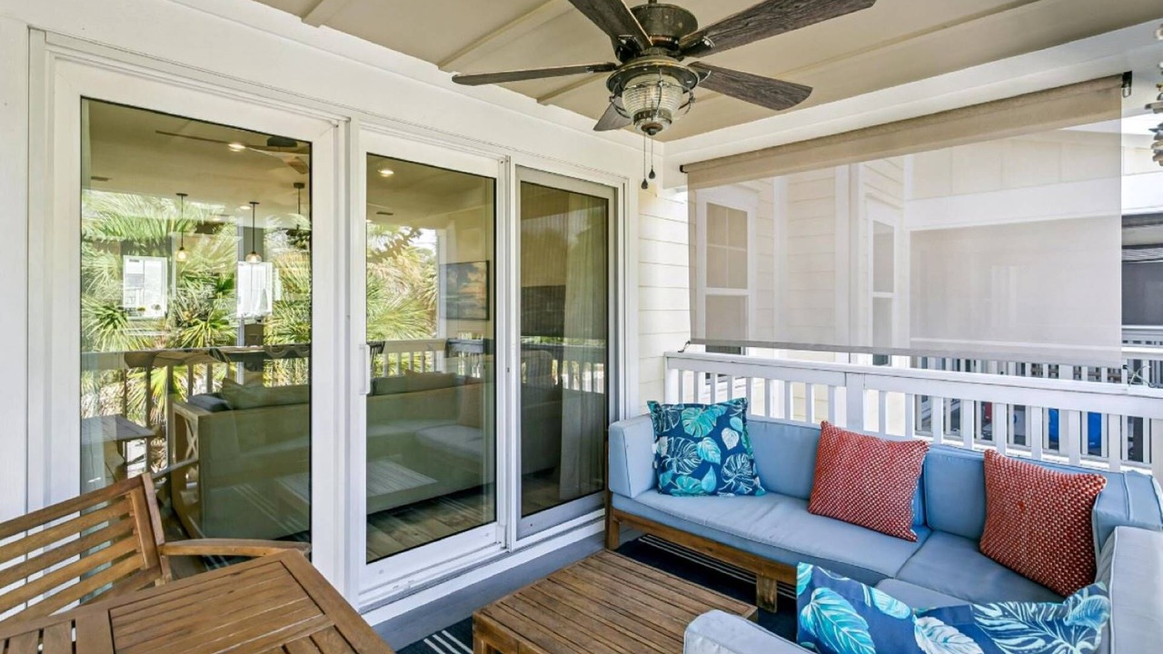 Photo of Patio Balcony in Ono Island