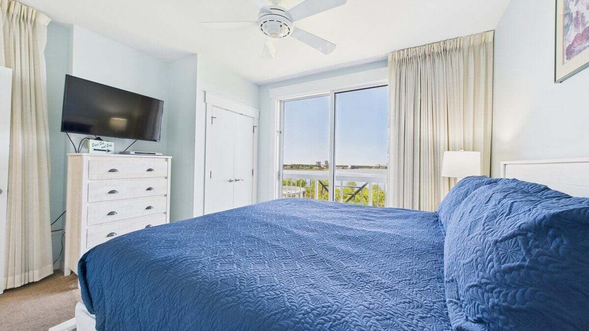Photo of Bathroom in Baytowne Wharf